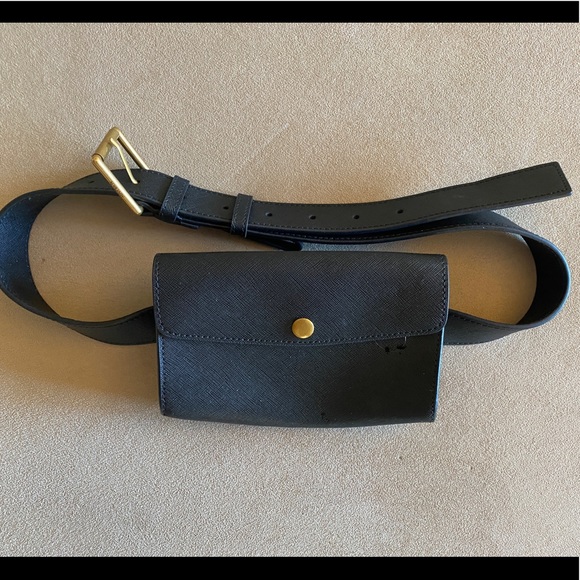 Aritzia Vegan Leather Body Satchel - Picture 1 of 1